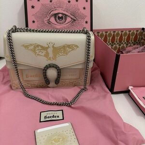 Gucci Garden Dionysus bag beige with crystal buckle and credit card holder set